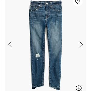 Madewell high rise raw hem medium wash distressed ripped jeans 26 curvy